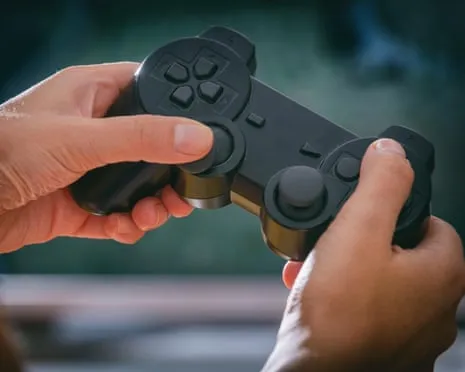 Why Do Some Players Invert Their Controls? Scientists Reveal Answers, And They Are Not What Your Assumptions