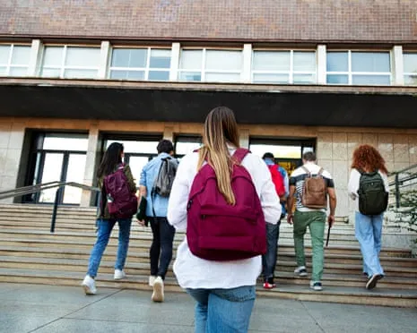 As Young Men Shift Right, the Rise of the 'Relaxed Female' Trend Grows Apparent