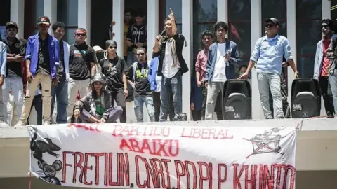 Timor-Leste Abandons Initiative to Provide No-Cost Automobiles for MPs After Large-Scale Protests