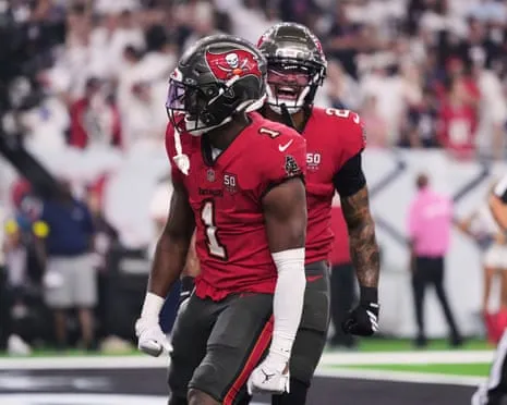 Last-Minute Baker Mayfield Heroics Delivers Thrilling Victory Over Houston Texans